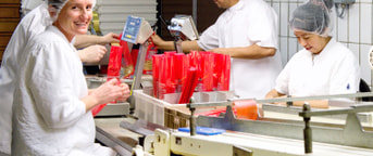 Des collaborateurs dans la production Des collaborateurs dans la production